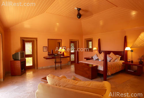 Pink Sands Resort 29